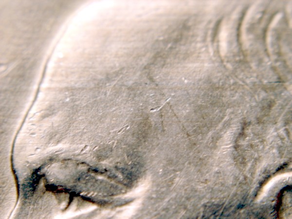 1971-D-Ike-Dollar-Talon-Head,-Upside-Down-U,-Jawline-Die-Clash
